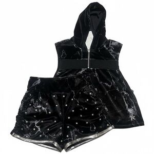 ALL-STAR REBEL ATHLETICS SET 
SZ 
GUC